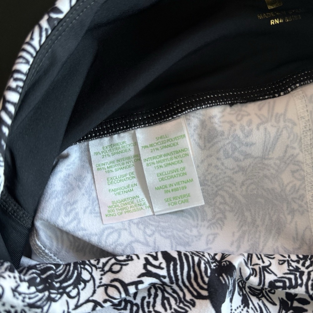 Lilly Pulitzer Luxletic Leggings Weekender Onyx Animal Size Small - Picture 6 of 8